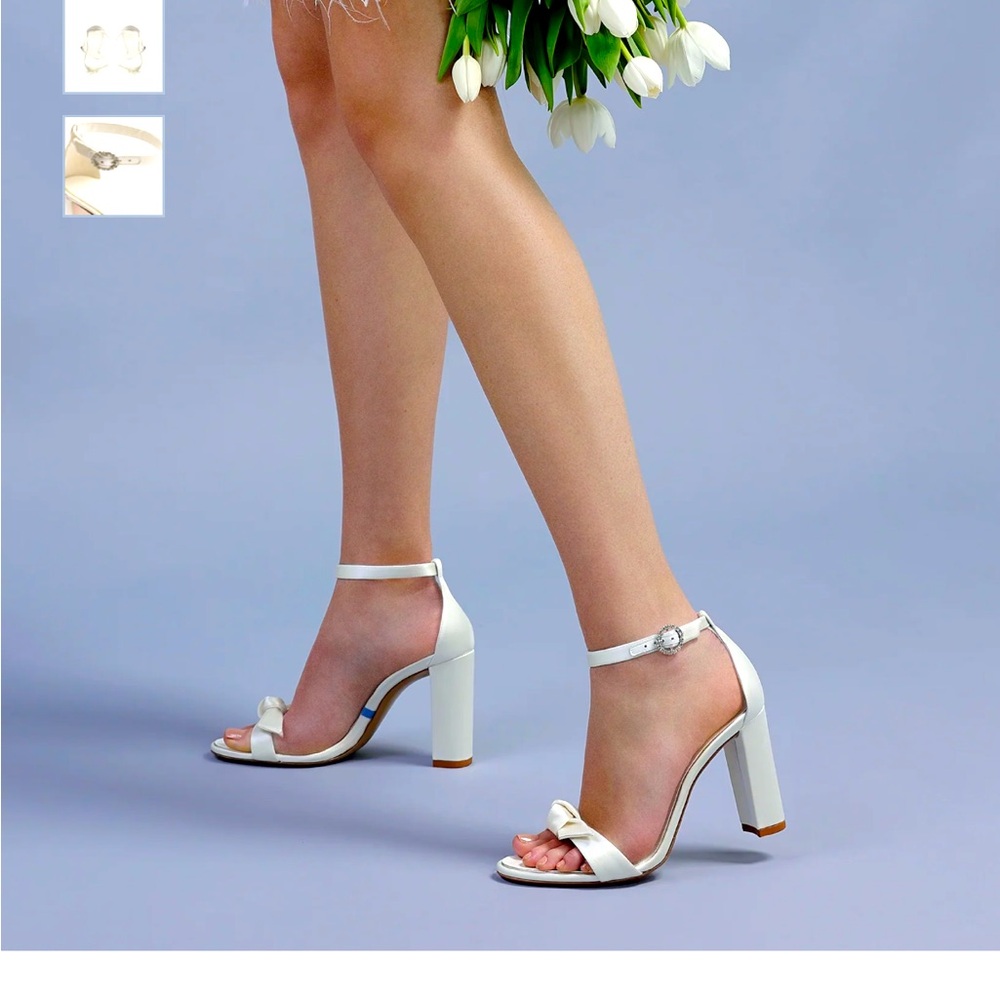 Alexandre Birman Clarita block heel wedding shoe, Size 9 fits like an 8.5